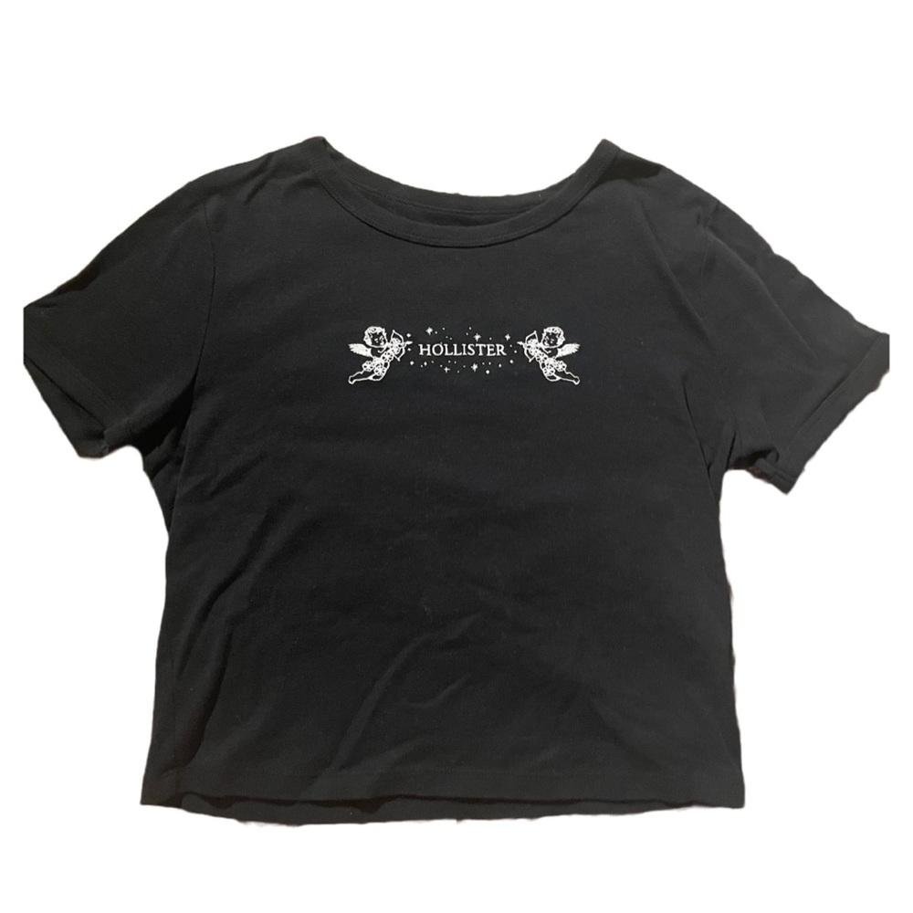 Hollister black tee 🏹🖤